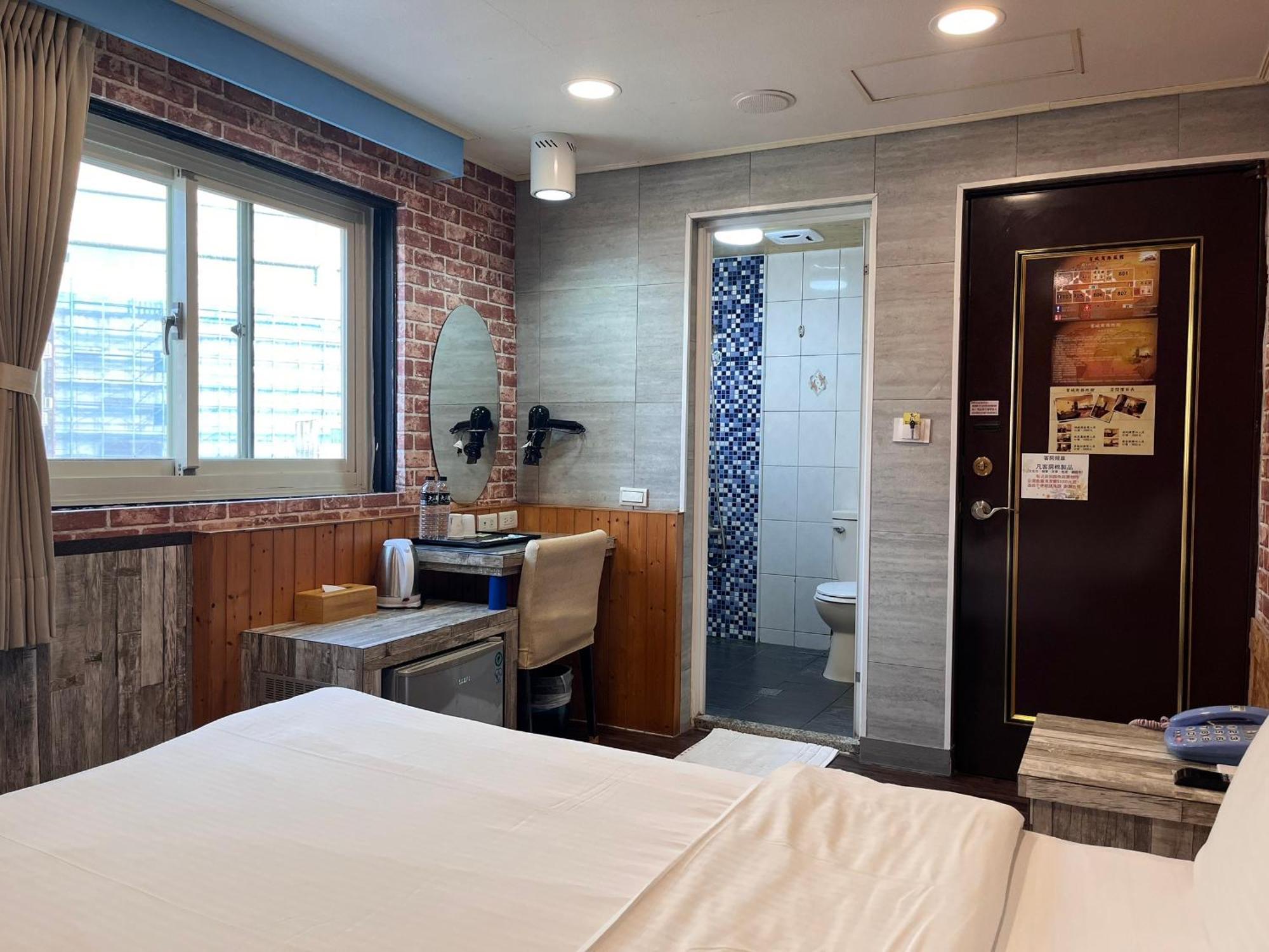 Bin Chen Business Hotel Thành phố Tân Trúc Ngoại thất bức ảnh