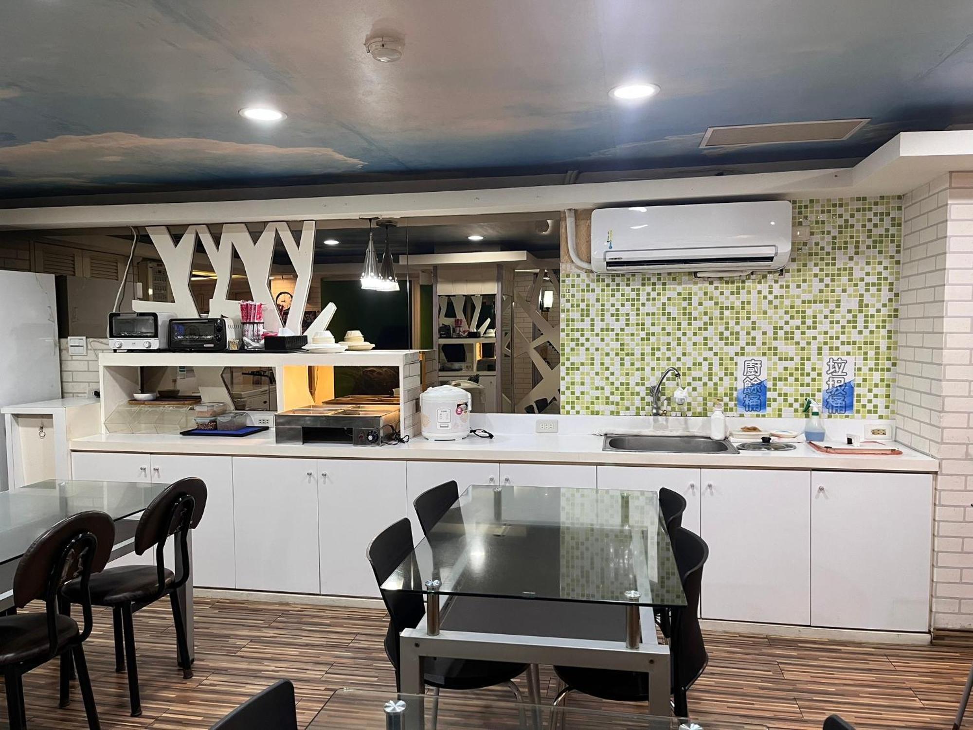 Bin Chen Business Hotel Thành phố Tân Trúc Ngoại thất bức ảnh