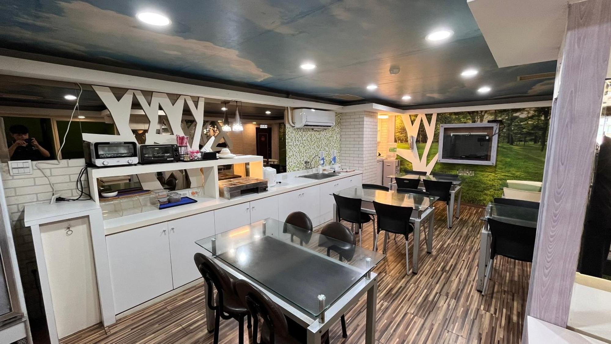 Bin Chen Business Hotel Thành phố Tân Trúc Ngoại thất bức ảnh